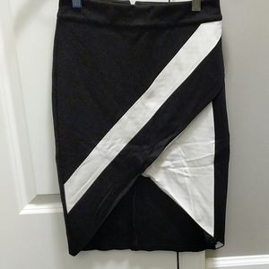 Asymmetrical bebe skirt
